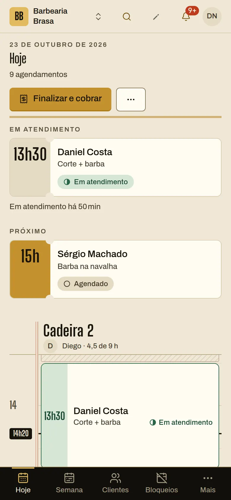 Tela do barbeiro Diego com um atendimento em andamento desde as 13h30 e o próximo às 15h